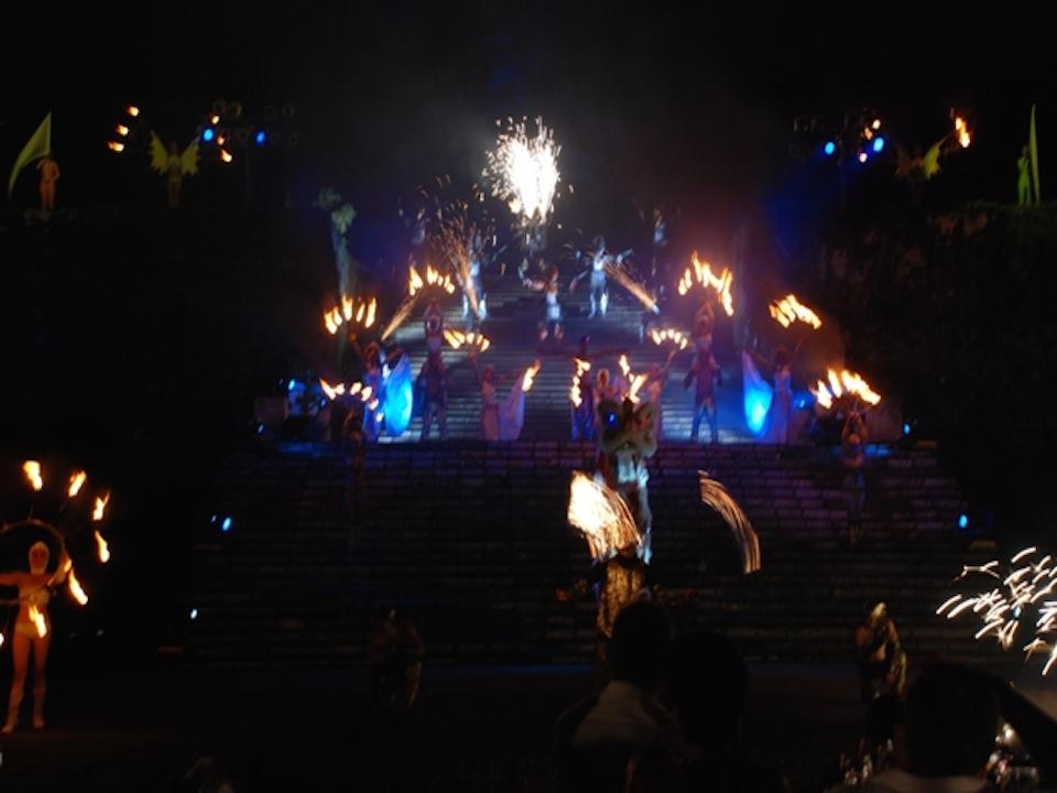 SPECTACLE BALI - 500 personnes